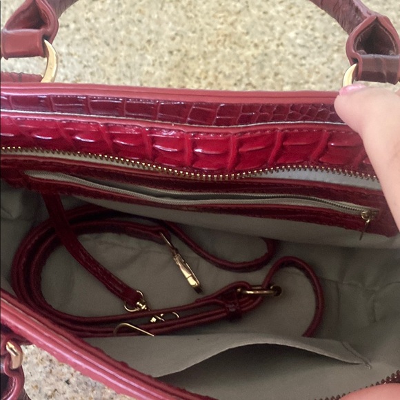 Maroon red faux reptile purse - Picture 3 of 4